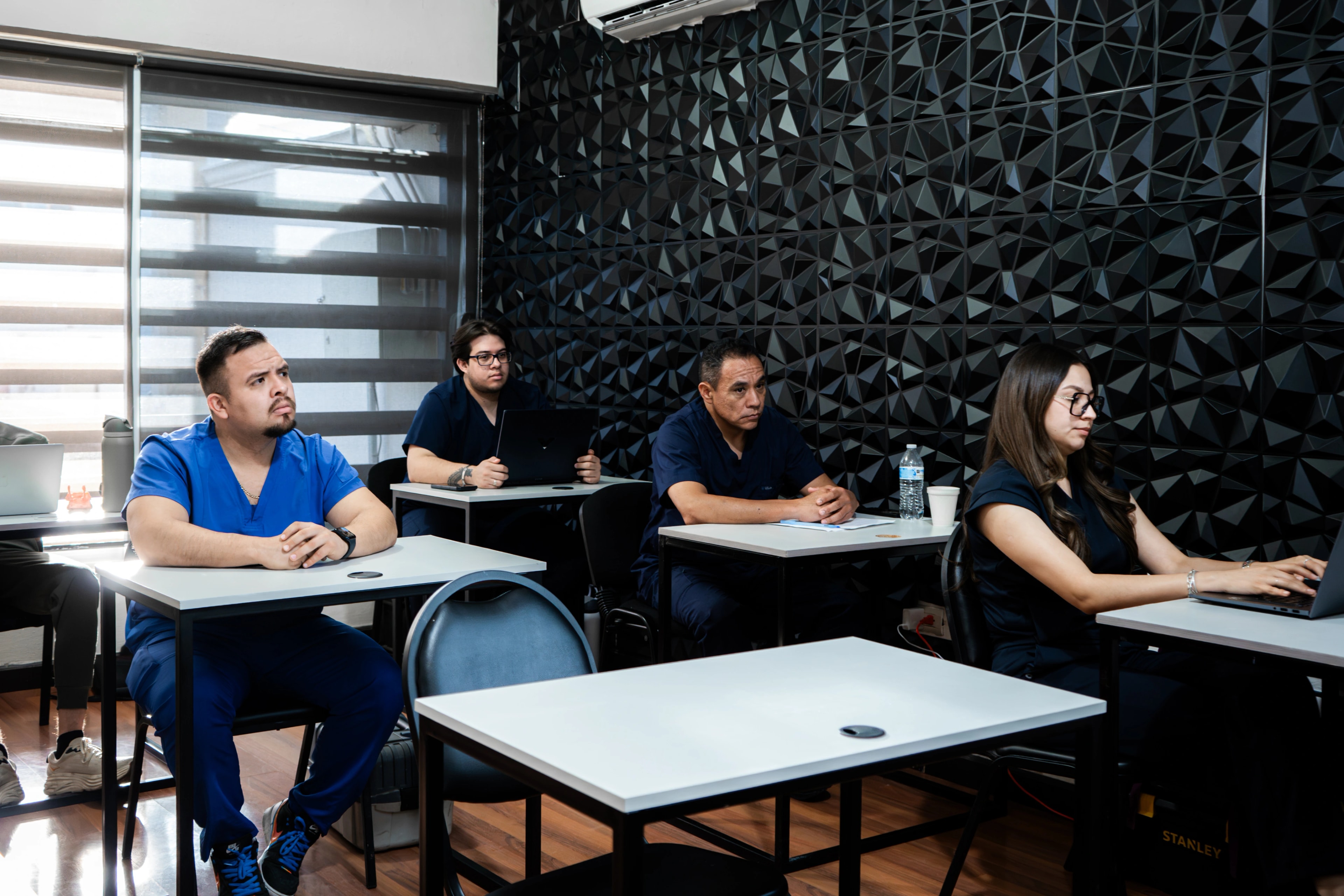 Sesión de formación en Endodoncia del archivo COES
